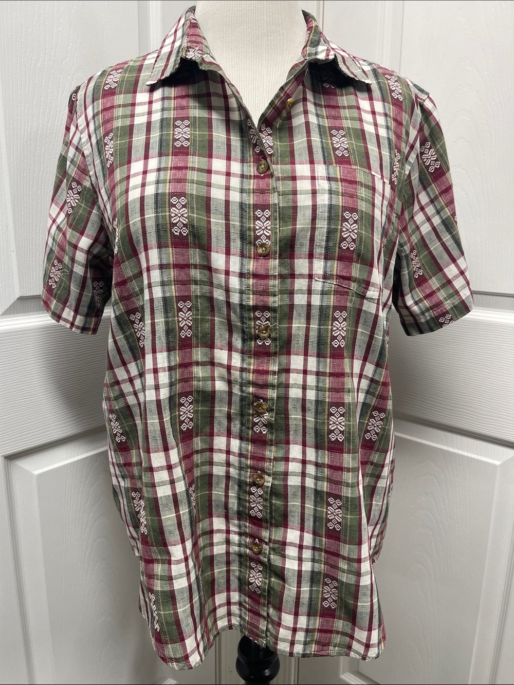 Classic Elements Woman Plaid Short Sleeve Blouse 1X